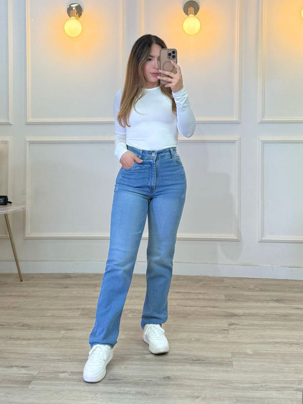 Jeans Straight Leg Azul Claro Desgastes