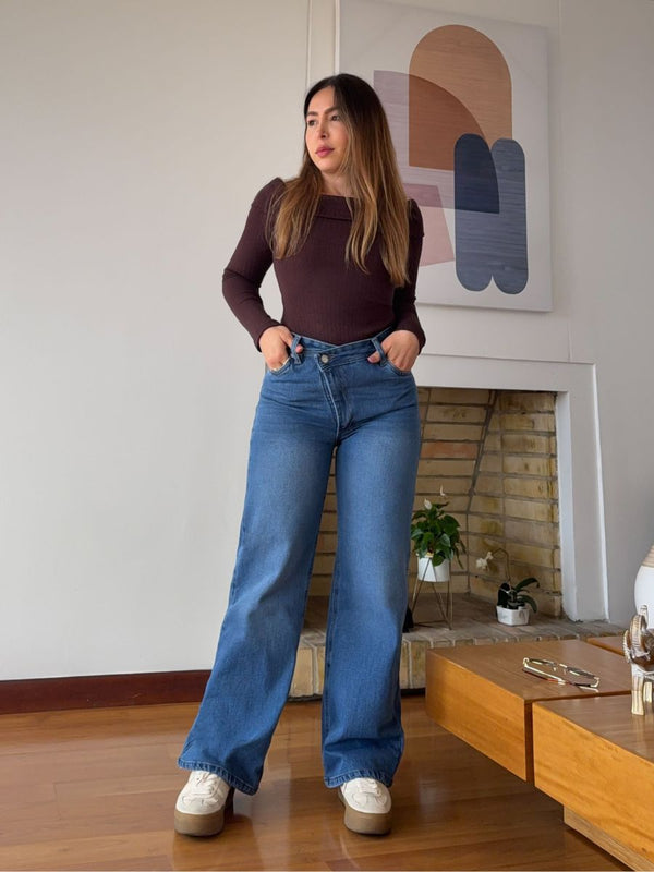 Jeans Wide Leg - Azul Medio Pretina Cruzada