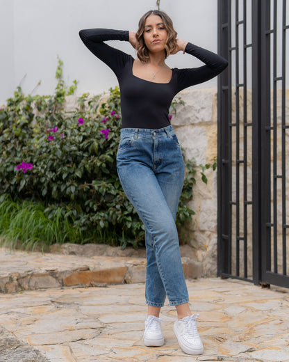 Jean Mom Fit Azul Matizado