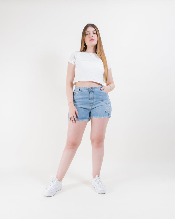 Short en Jeans Azul Claro Frost con Rotos