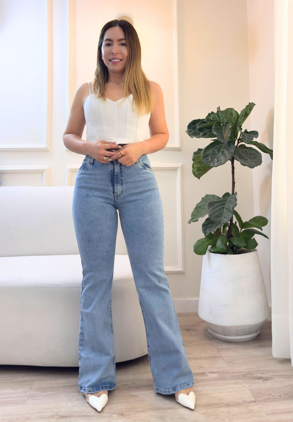 Jeans Flare Azul Claro Frost