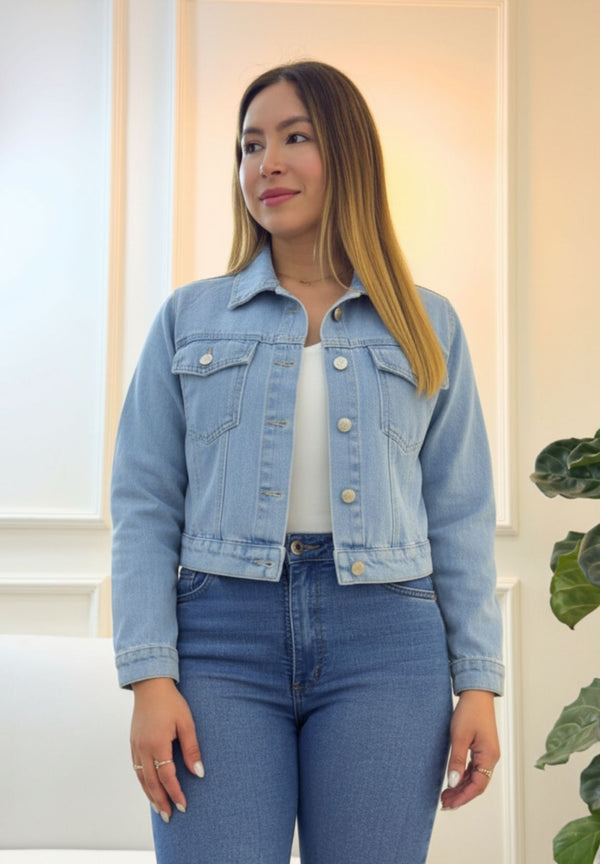 Chaqueta en Jeans Clásica Azul Claro Rígida
