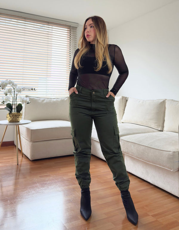 Jogger Cargo en Drill Tono Verde Militar