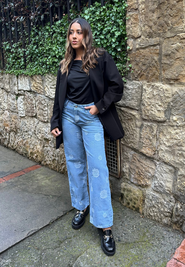 Jeans Wide Leg - Azul Claro Tejido Rosas