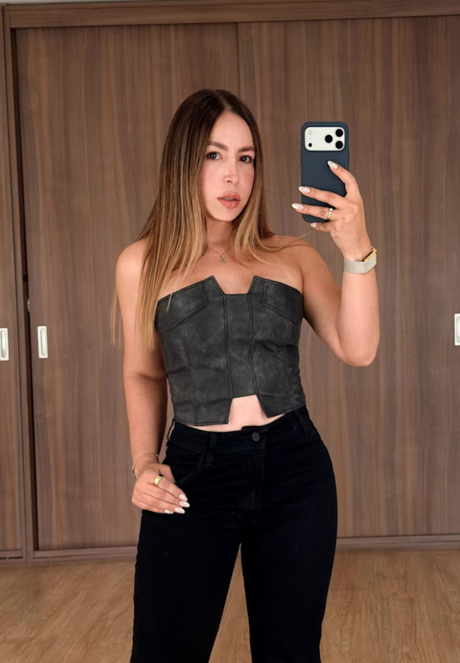 Corset en Cuerina con Tapas Negro Frost